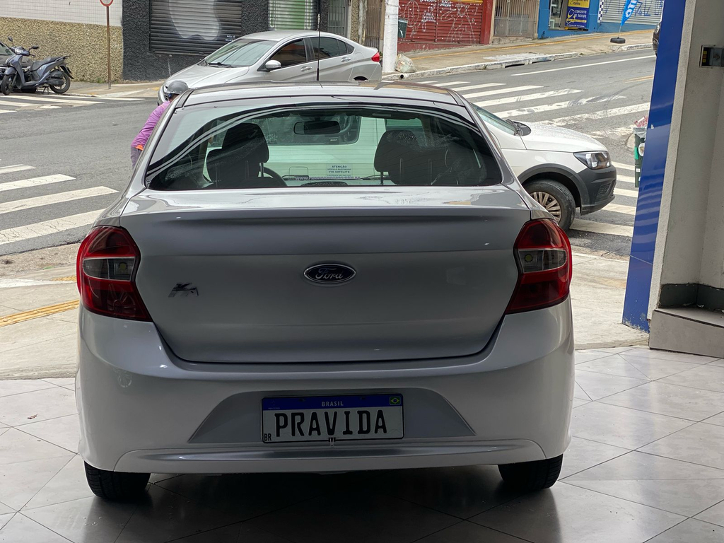 Ford Ka Sedan Prata