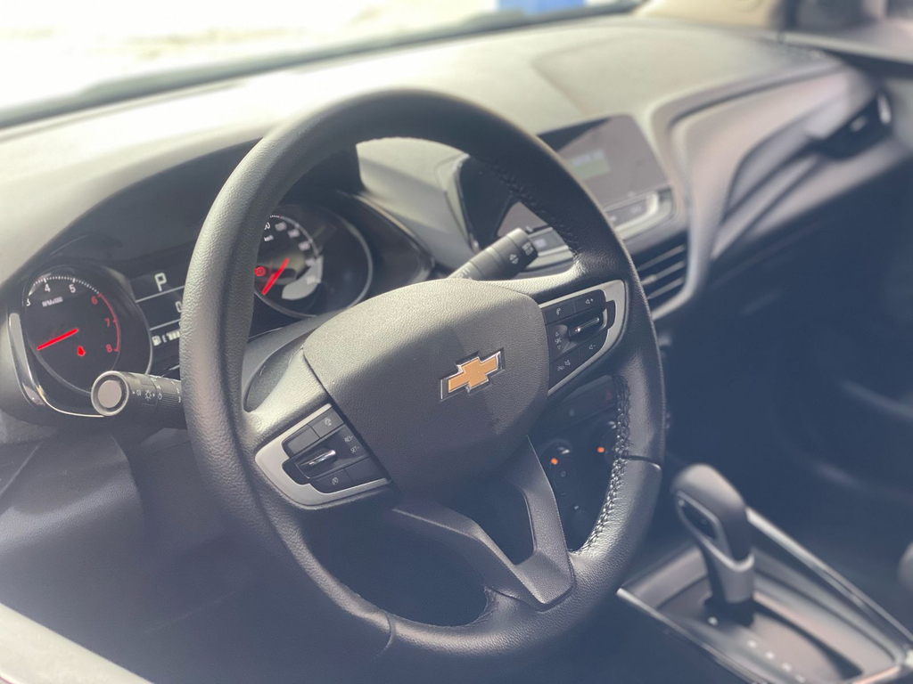 Chevrolet Onix Branco
