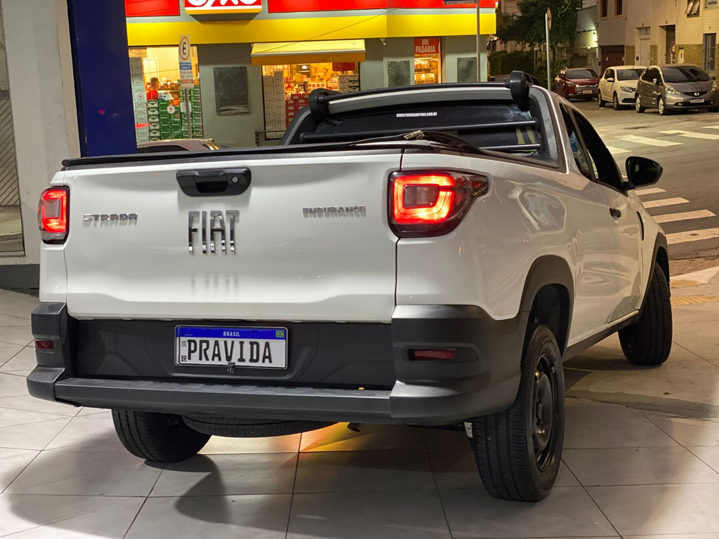 Fiat Strada Branco
