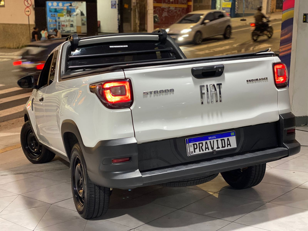 Fiat Strada Branco