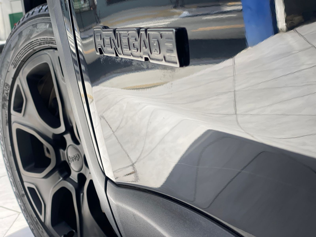 Jeep Renegade Preto