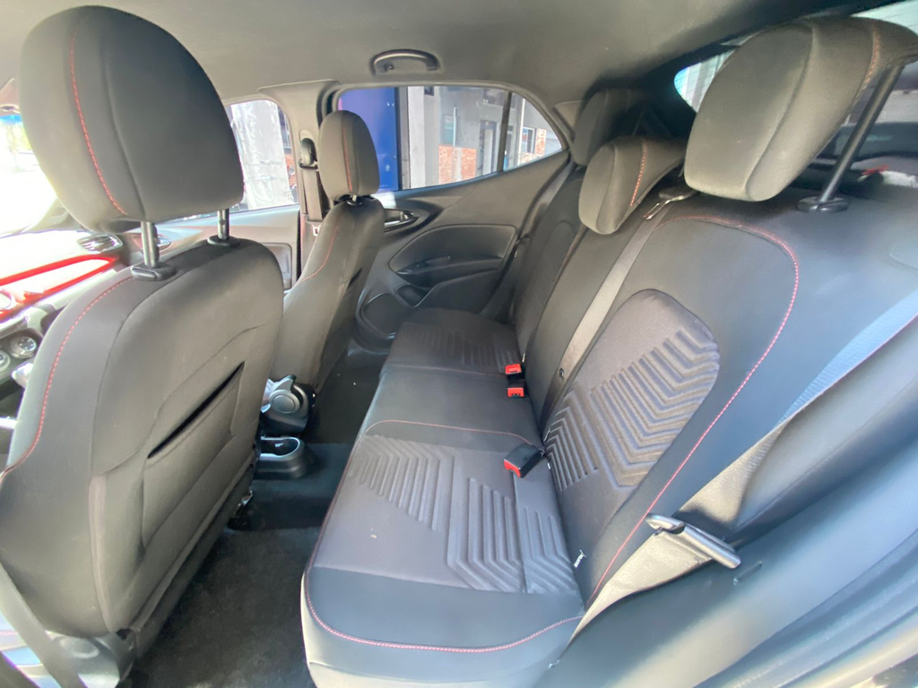 Fiat Argo Preto