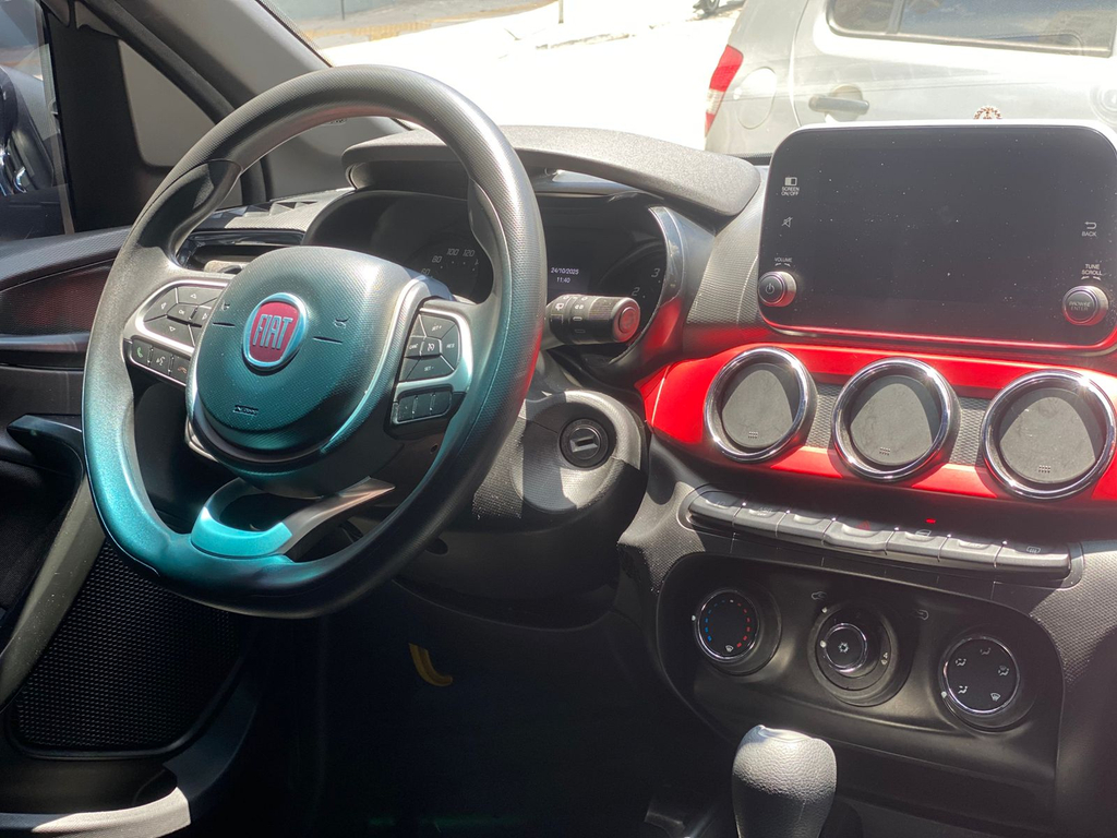 Fiat Argo Preto
