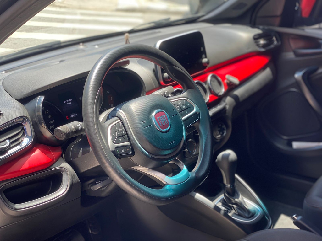 Fiat Argo Preto