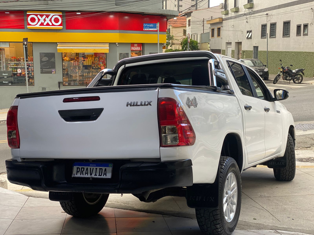 Toyota Hilux Cabine Dupla Branco