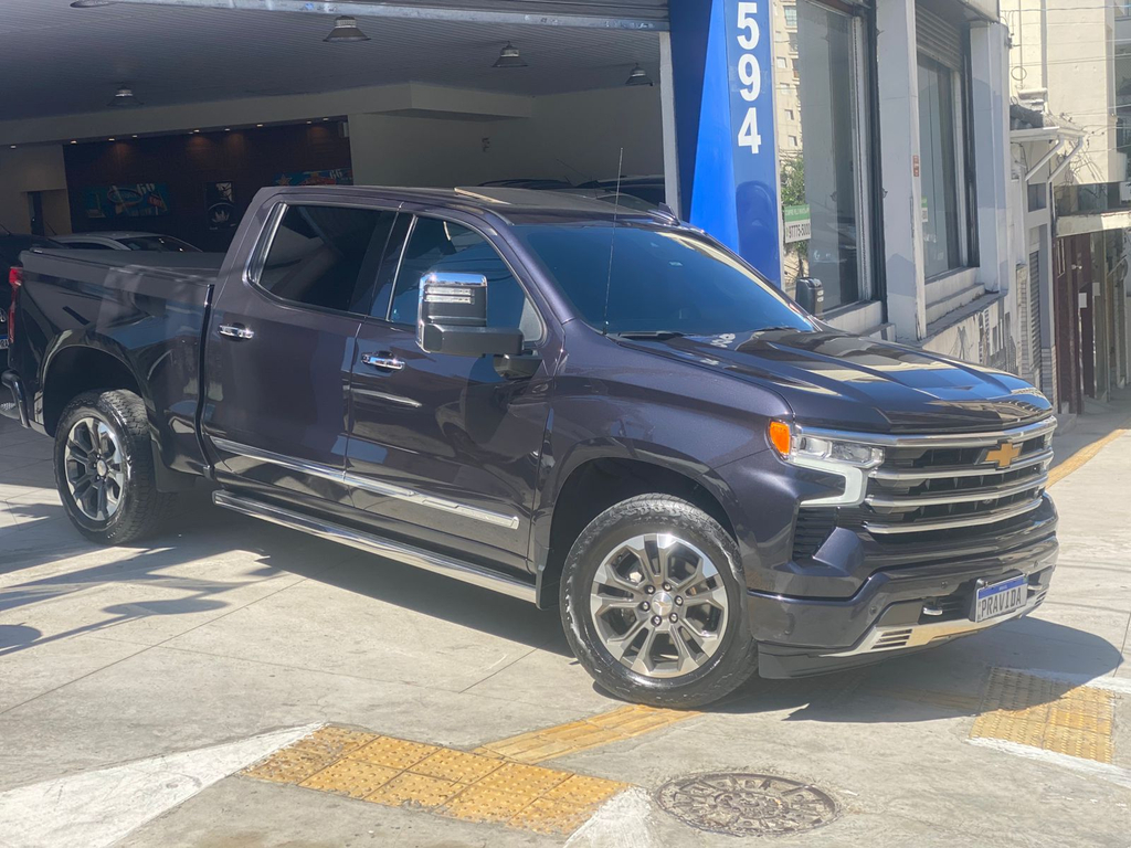 Chevrolet Silverado Cinza