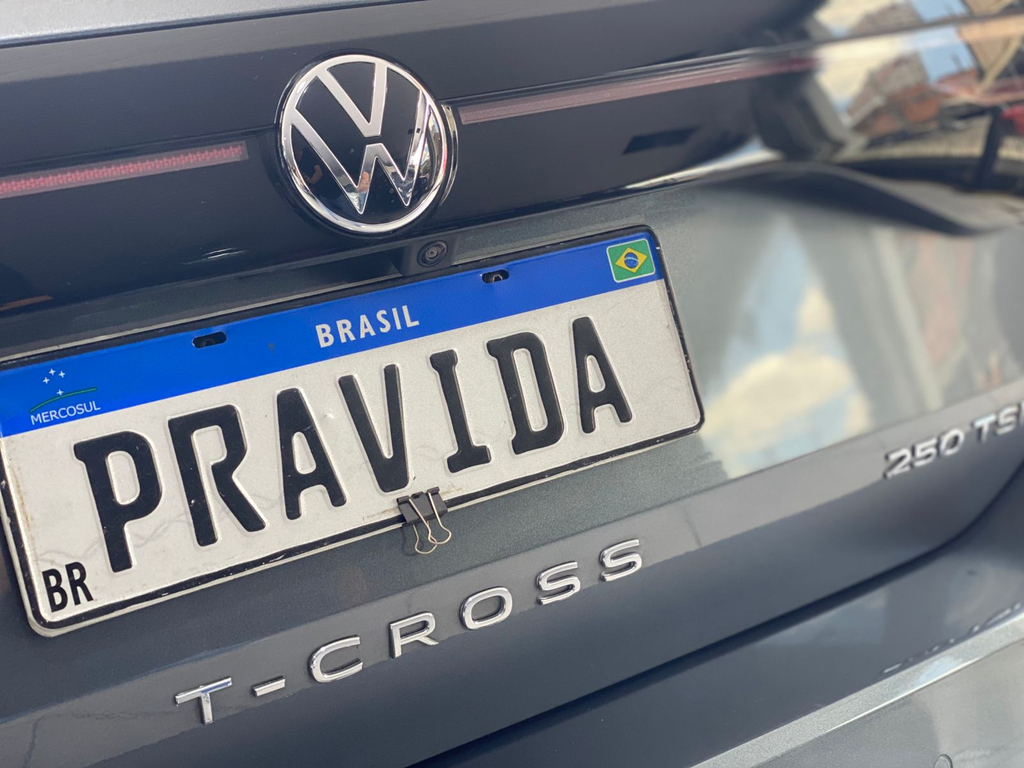 Volkswagen T-Cross Cinza