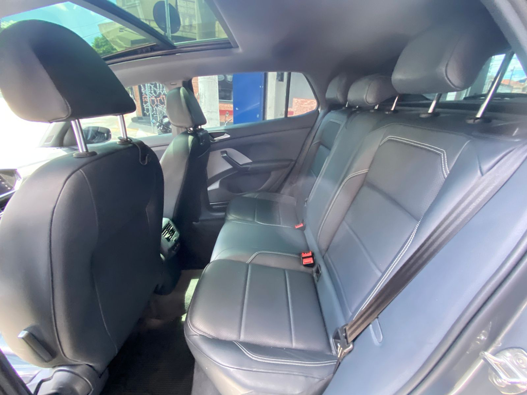 Volkswagen T-Cross Cinza