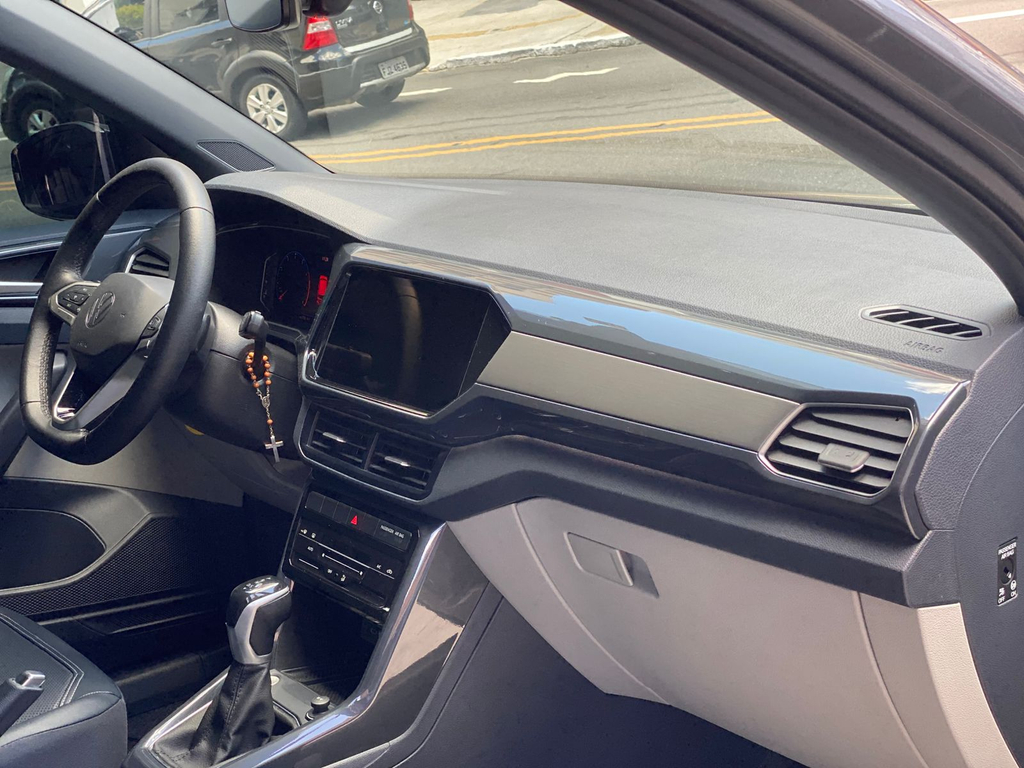 Volkswagen T-Cross Cinza