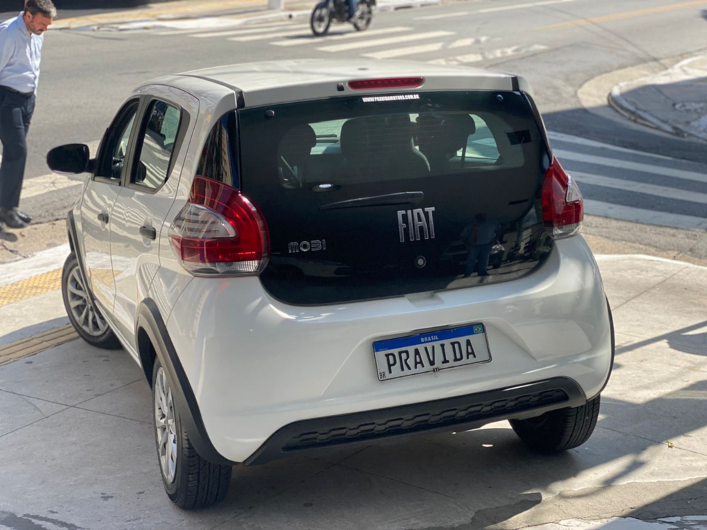 Fiat Mobi Branco