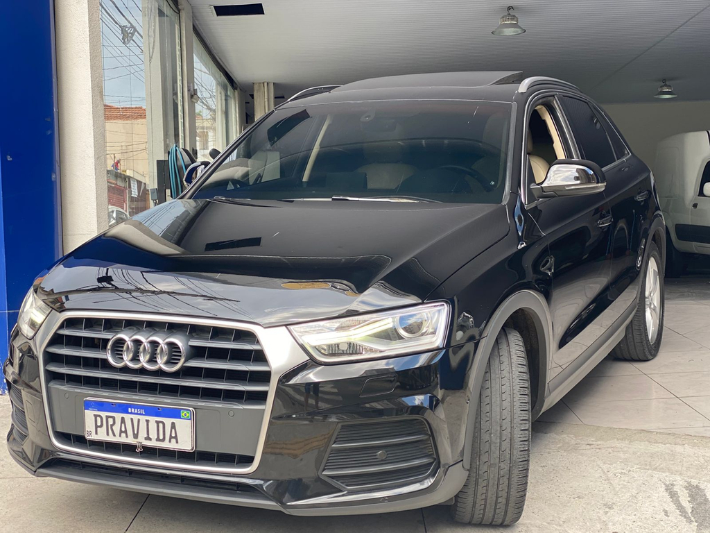 Audi Q3 Preto