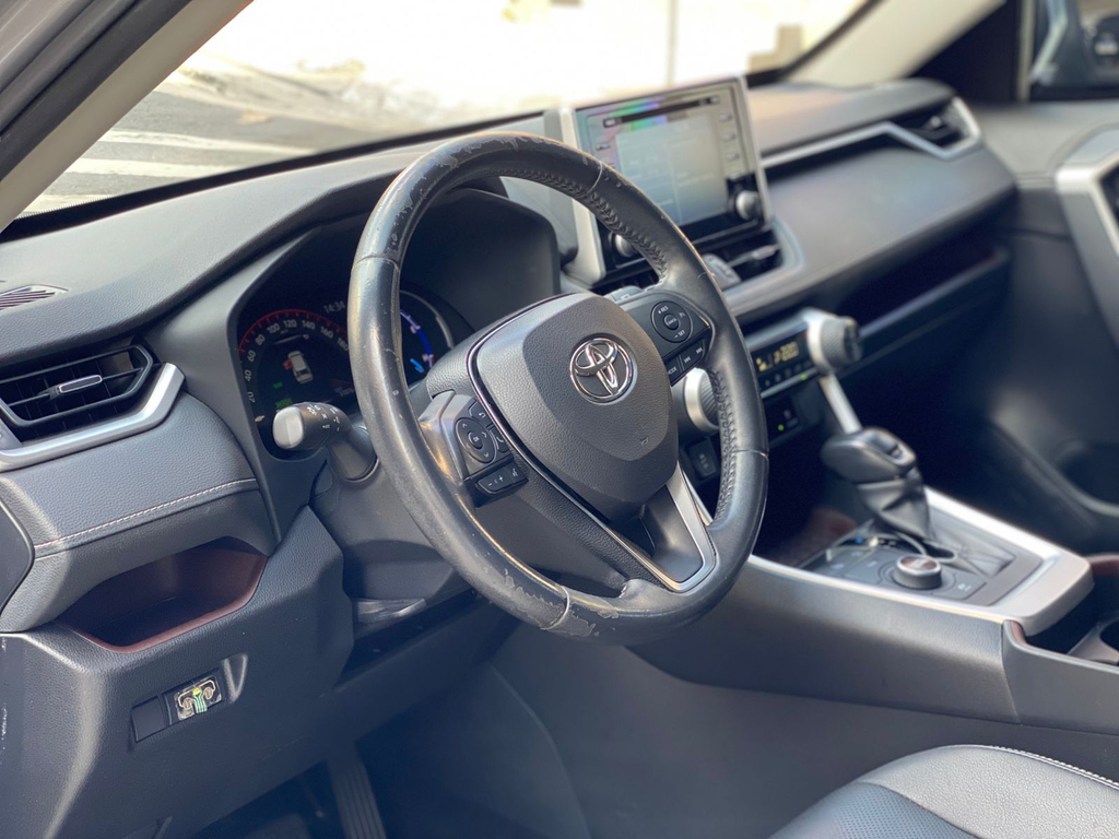 Toyota RAV4 Prata