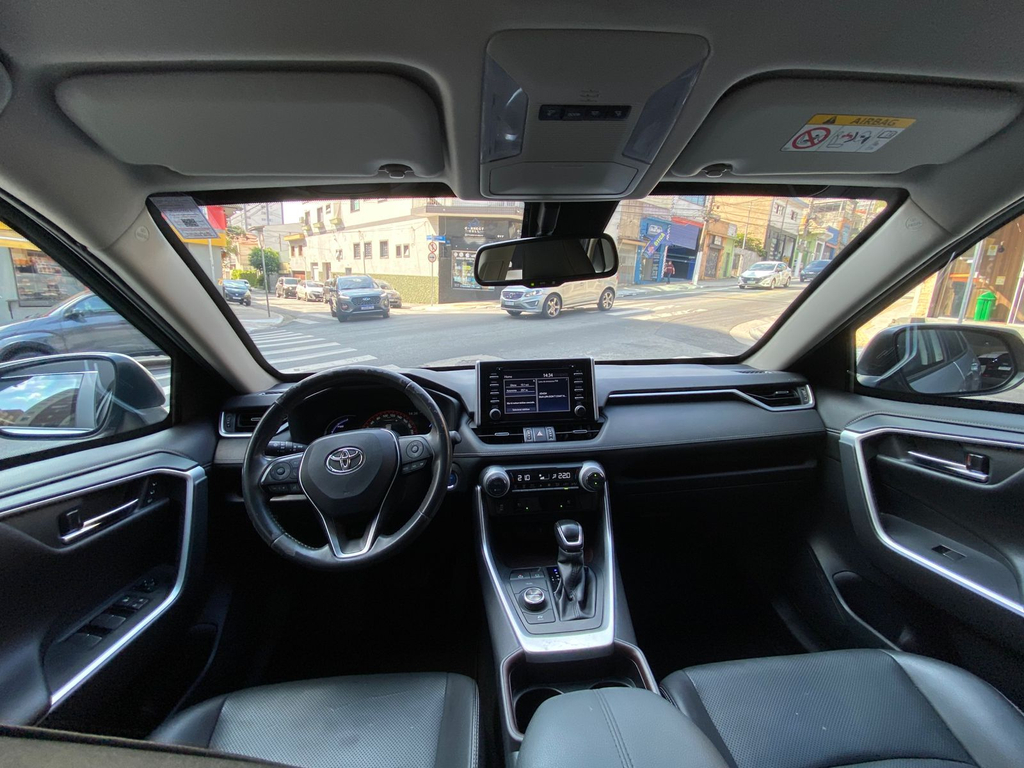 Toyota RAV4 Prata