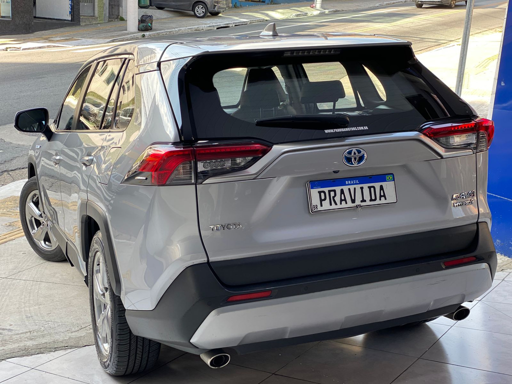Toyota RAV4 Prata