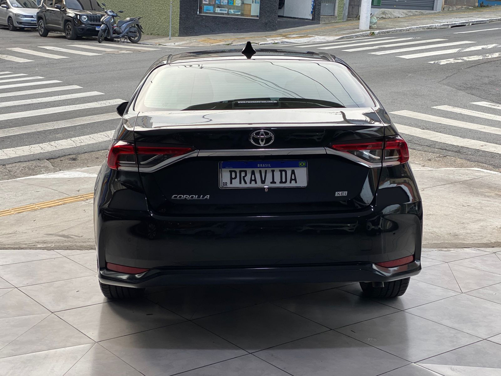 Toyota Corolla Preto
