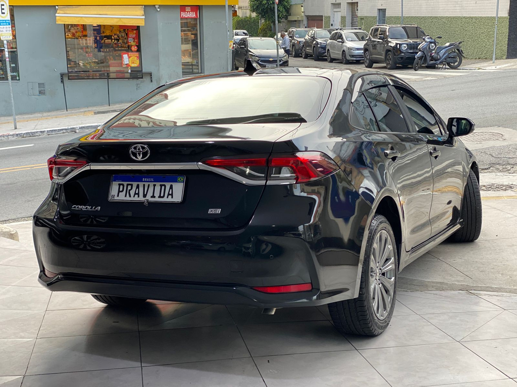 Toyota Corolla Preto