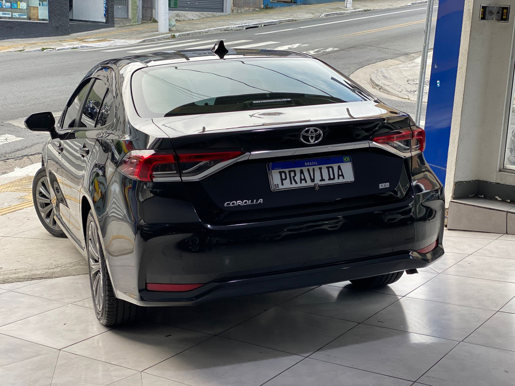 Toyota Corolla Preto