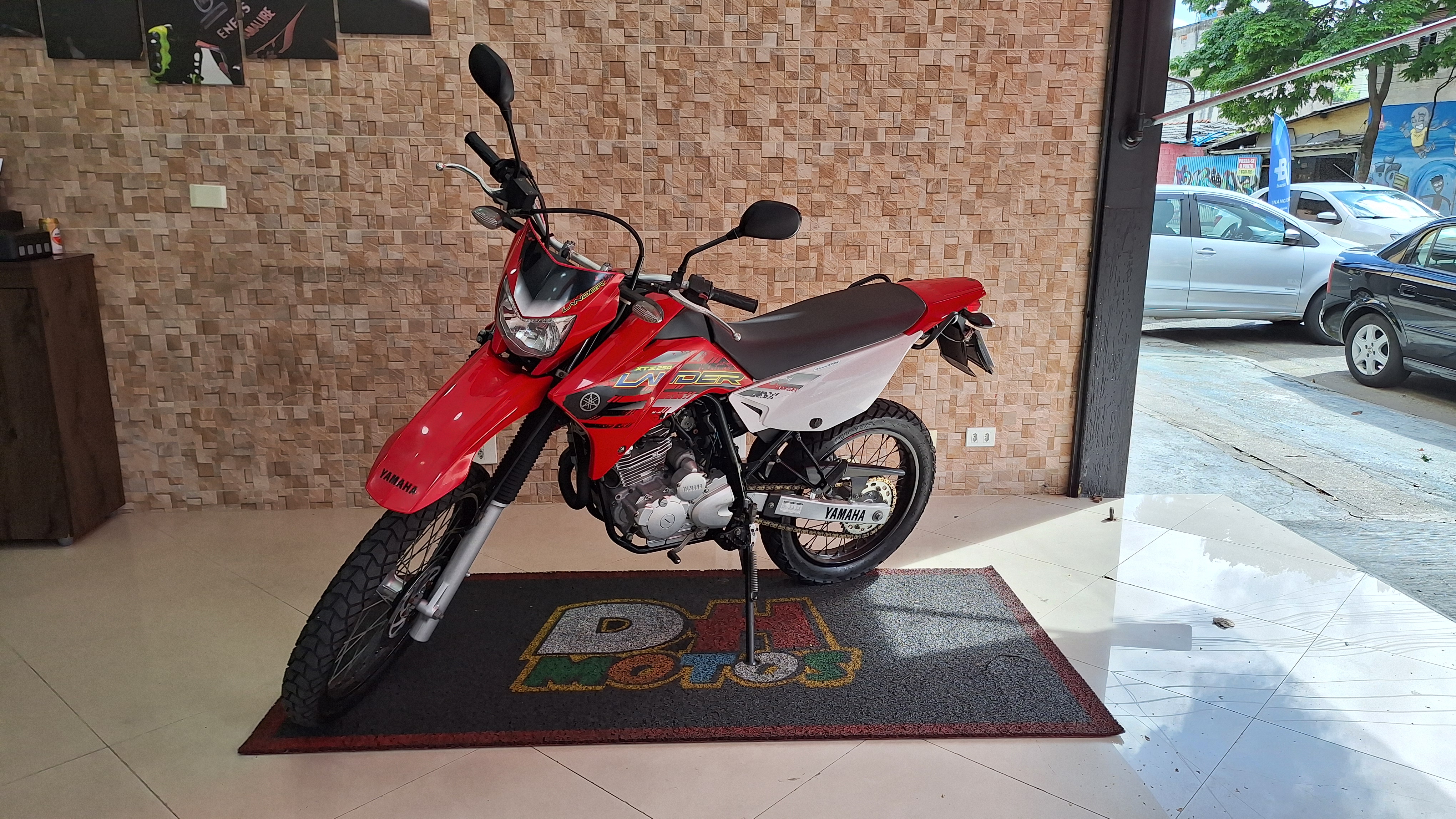 Yamaha XTZ Vermelho