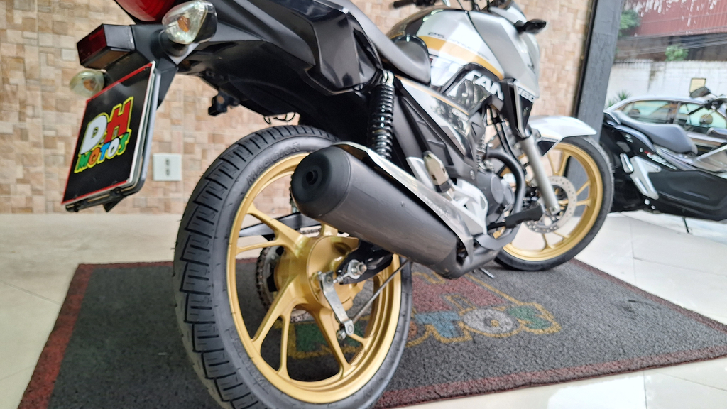 Honda CG 160 Prata