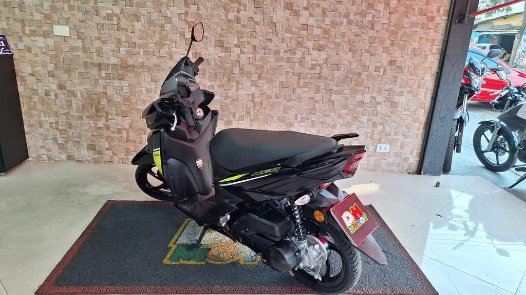 Yamaha NEO Preto