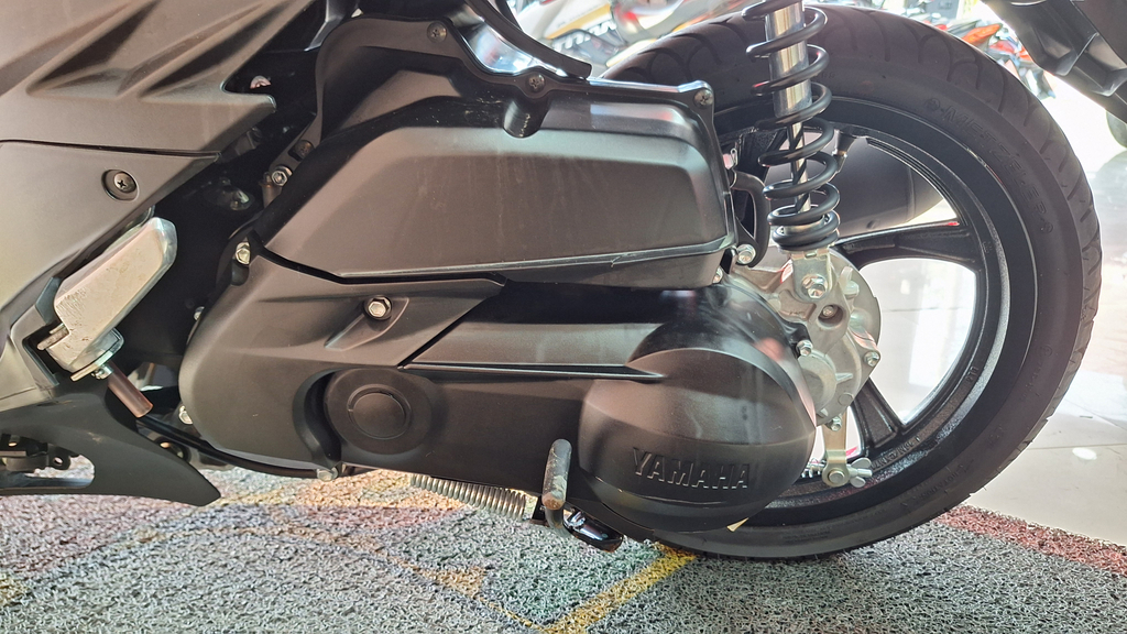 Yamaha NEO Preto