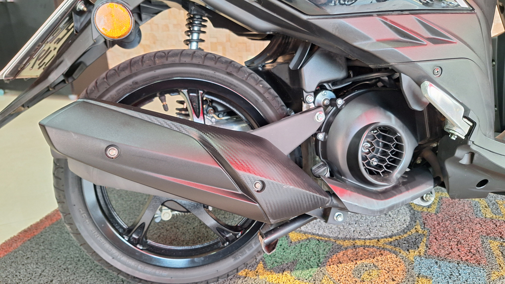 Yamaha NEO Preto
