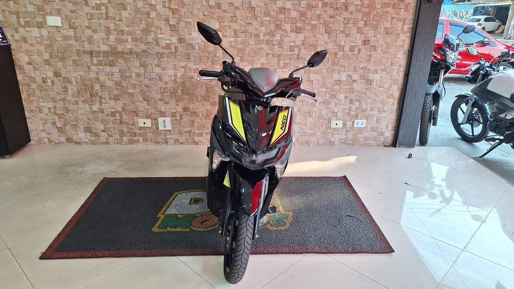 Yamaha NEO Preto