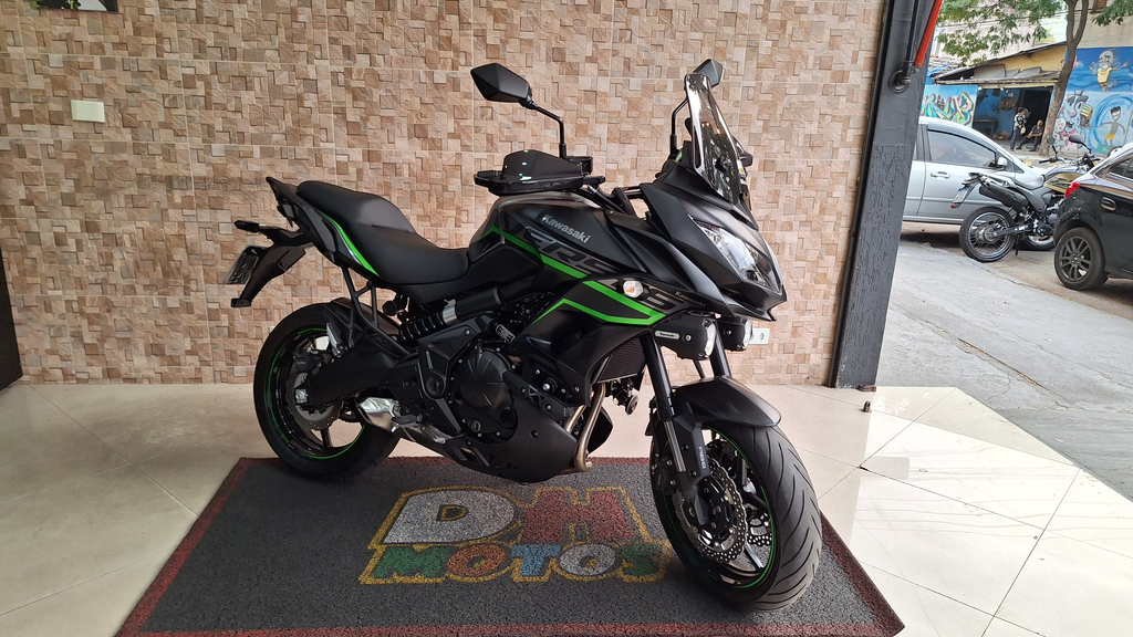Kawasaki Versys Cinza