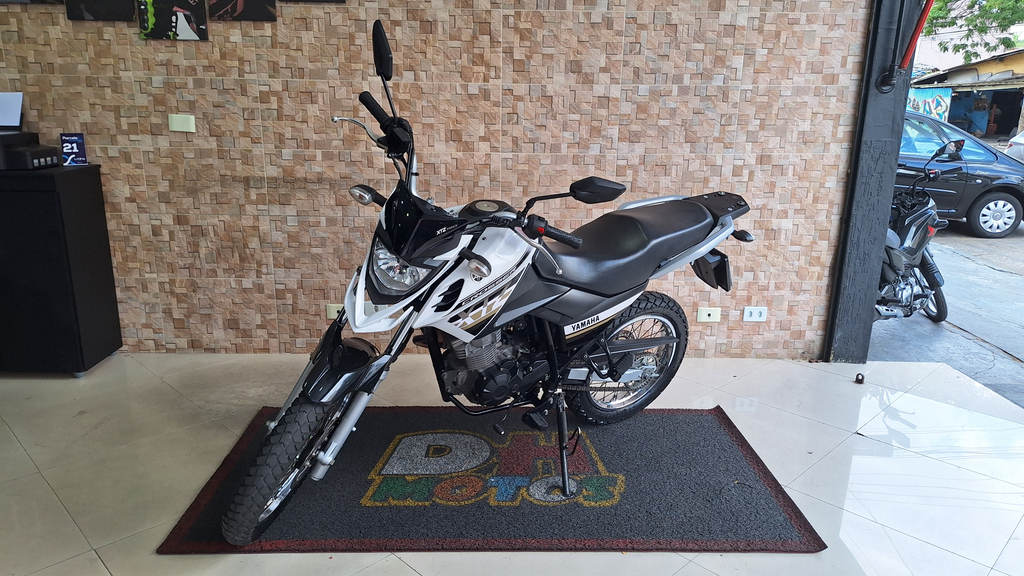 Yamaha XTZ Branco