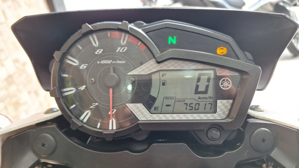 Yamaha XTZ Branco