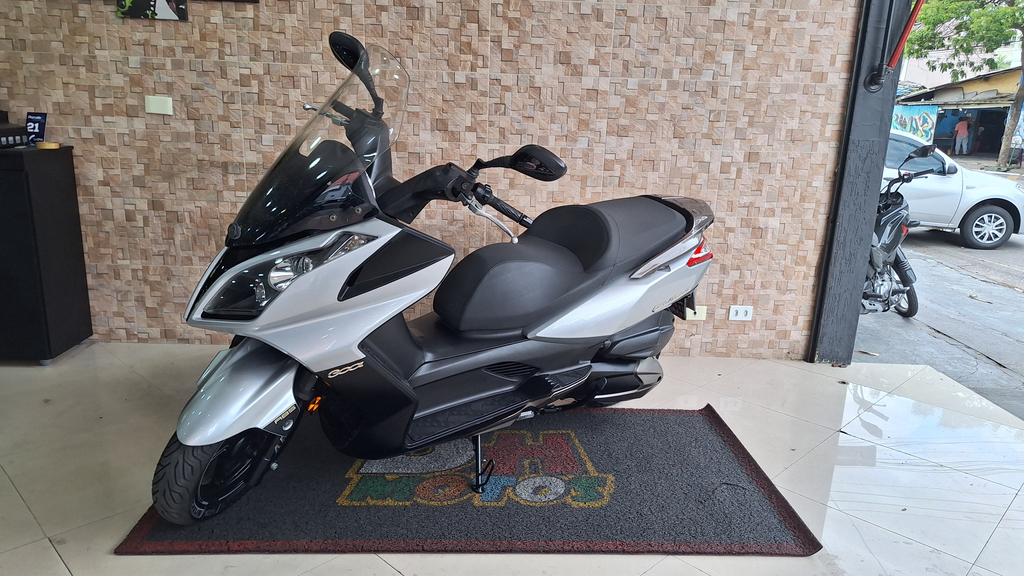 Kymco DOWNTOWN Prata
