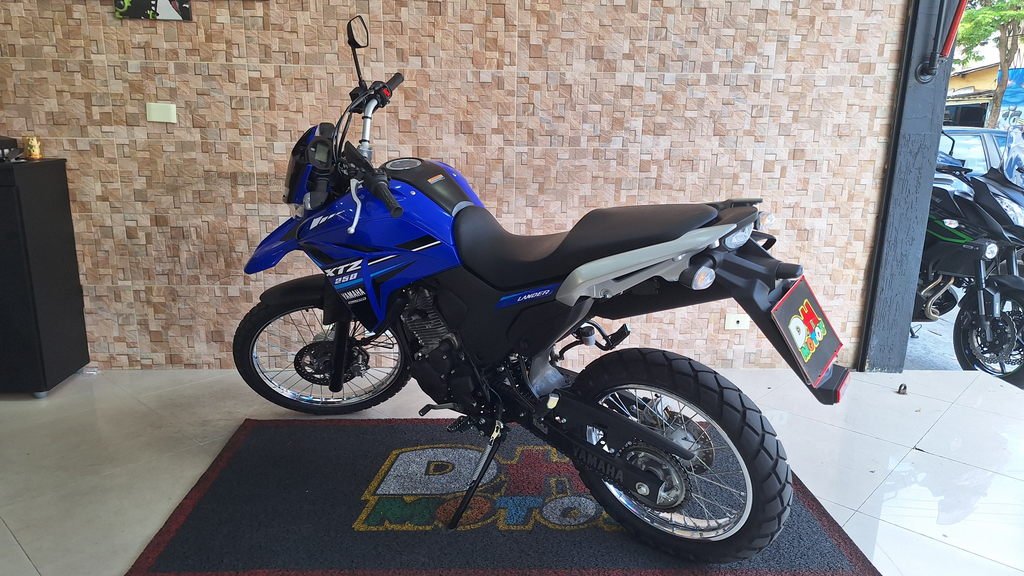 Yamaha XTZ Azul