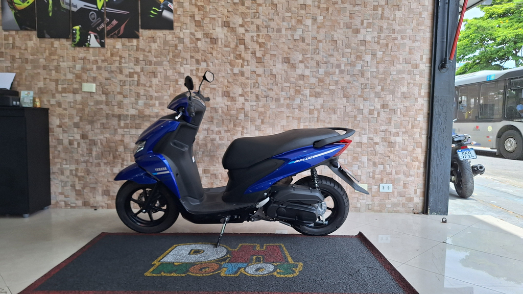 Yamaha FLUO Azul