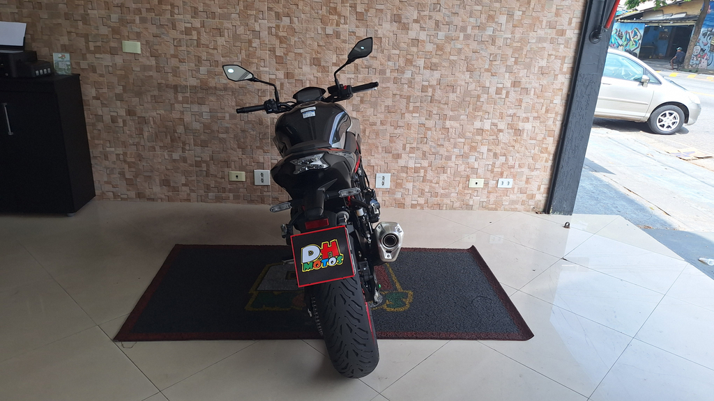 Kawasaki Z Cinza