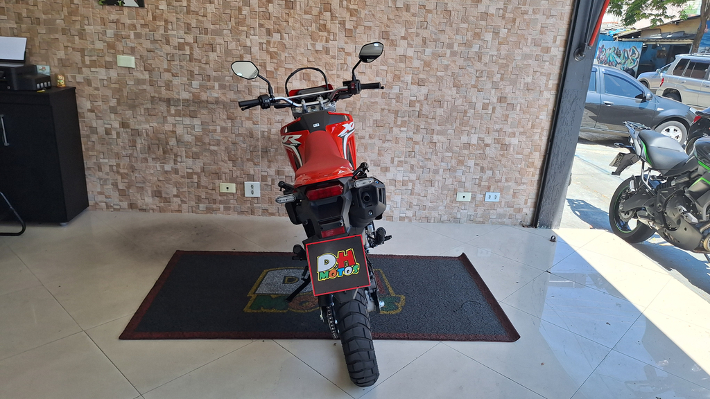 Honda XR 300L Vermelho