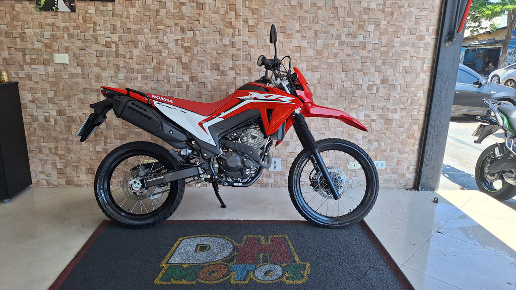 Honda XR 300L Vermelho
