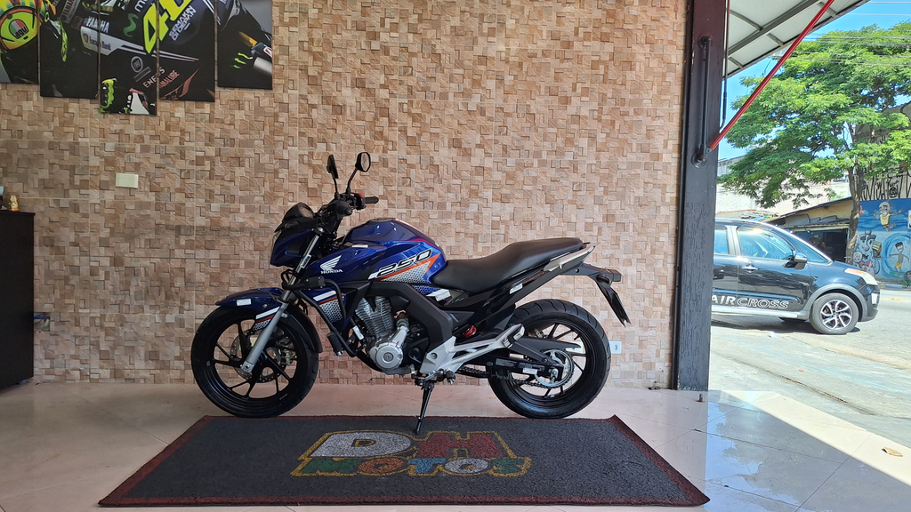 Honda CB 250 Azul