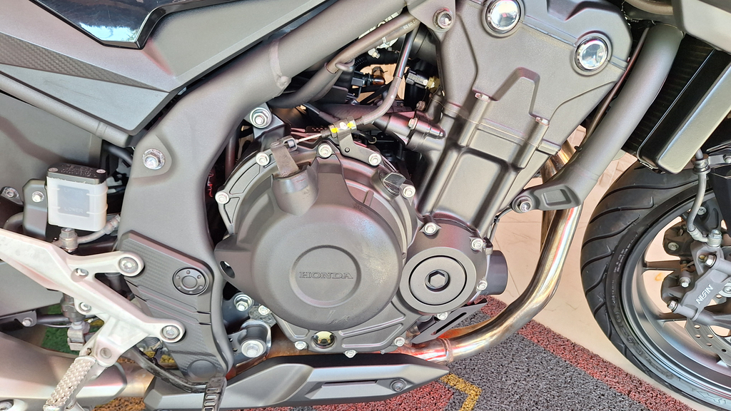 Honda CB 500F Prata