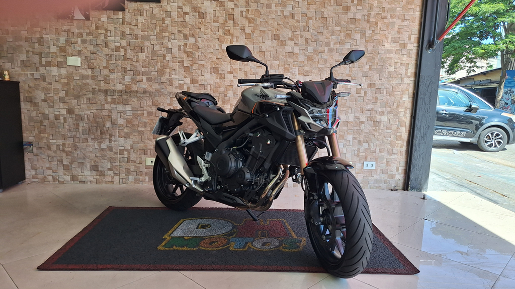Honda CB 500F Prata
