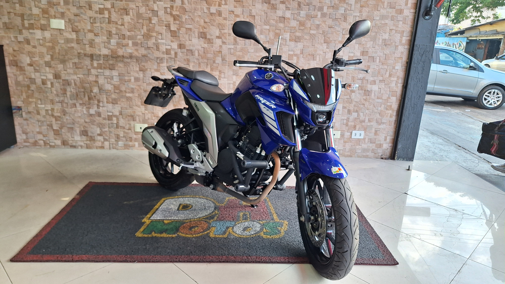 Yamaha FZ25 Azul