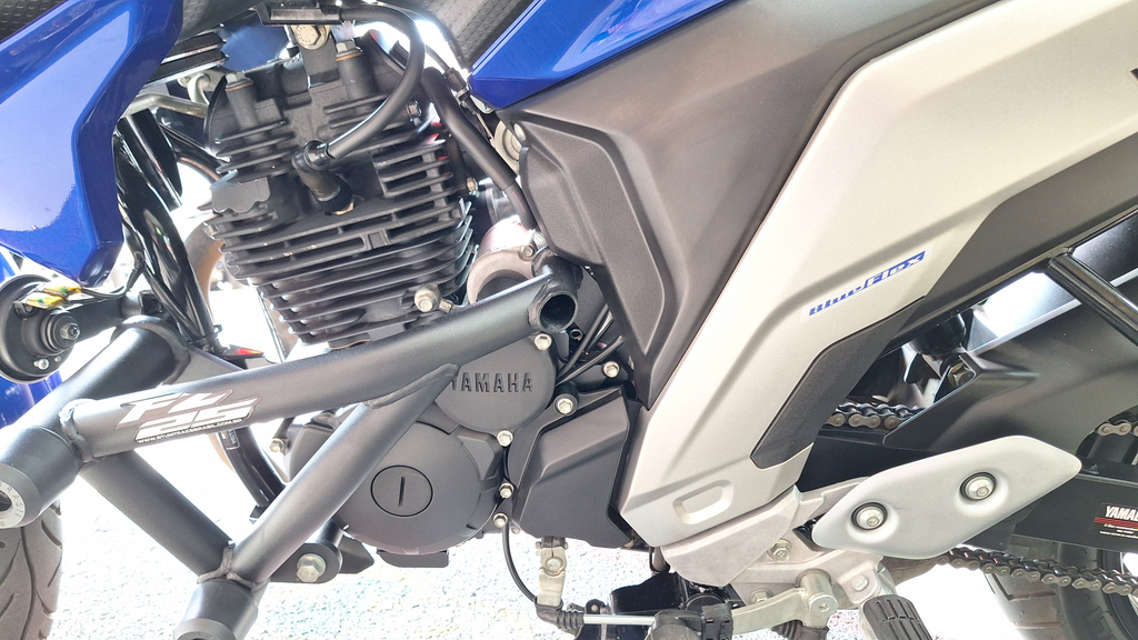 Yamaha FZ25 Azul