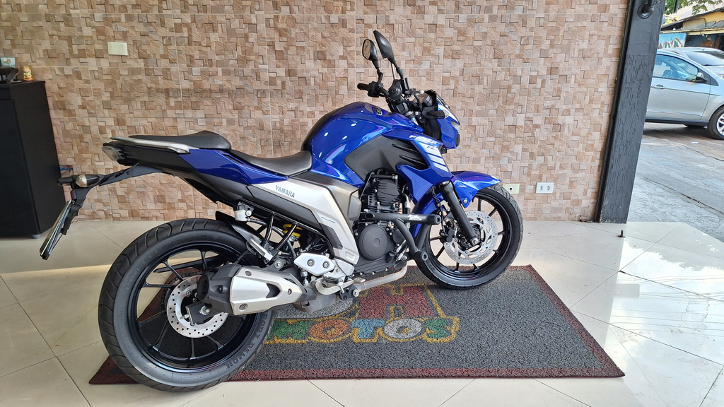 Yamaha FZ25 Azul