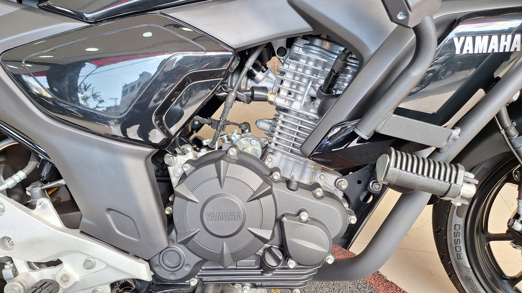 Yamaha FZ15 Preto