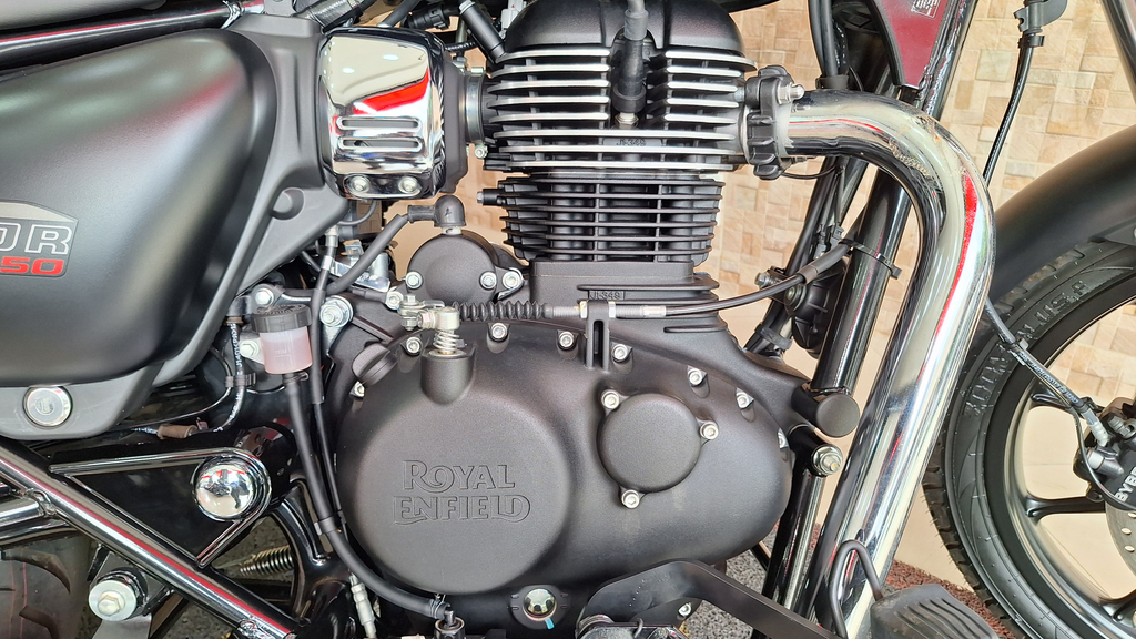 Royal Enfield Meteor Preto