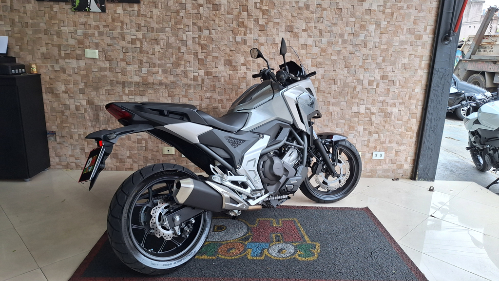 Honda NC Prata