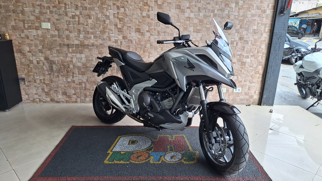Honda NC Prata