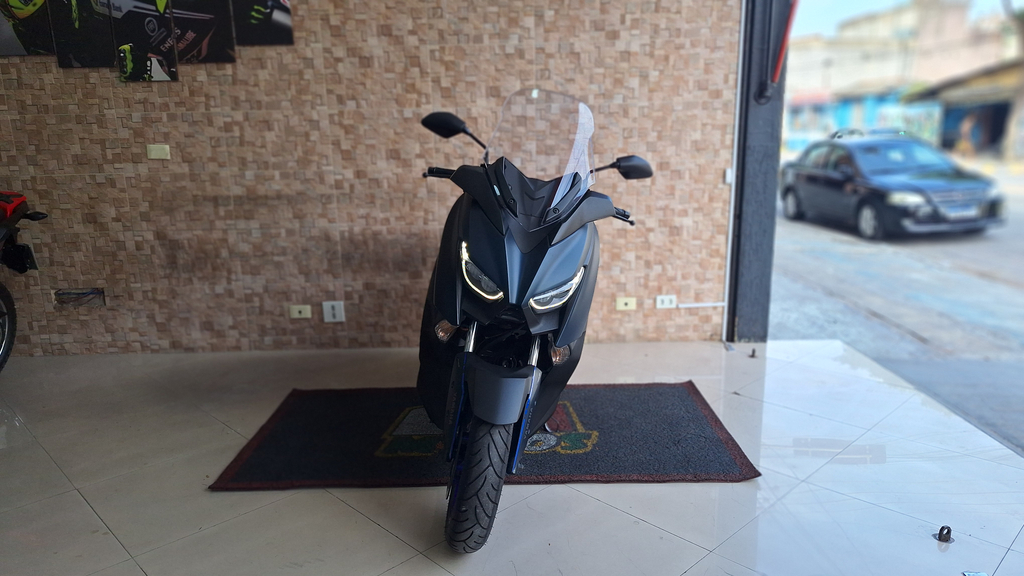 Yamaha XMAX Azul