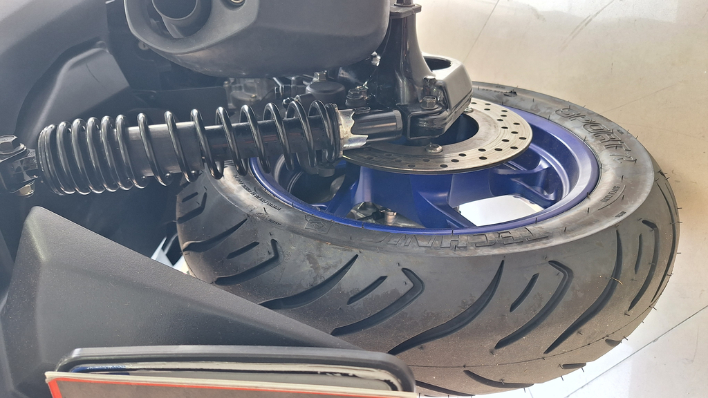 Yamaha XMAX Azul