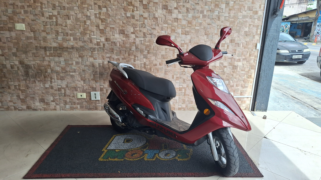 Suzuki BURGMAN Vermelho