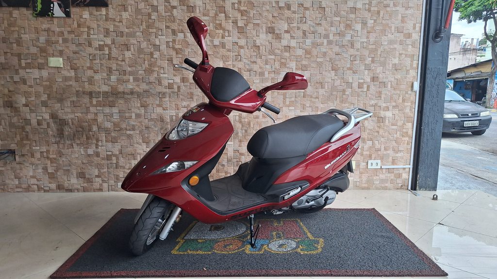 Suzuki BURGMAN Vermelho